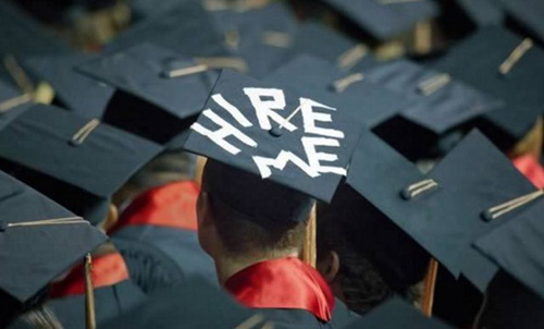 在千军万马求职者中找工作