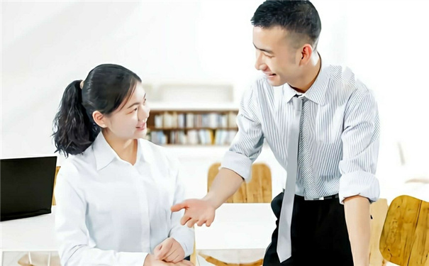 职场上如何与同事保持良好关系